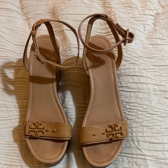 Tory Burch Shoes - Tory Burch Tan Sandals with Gold Details
